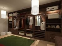 Классическая гардеробная комната из массива с подсветкой Армавир